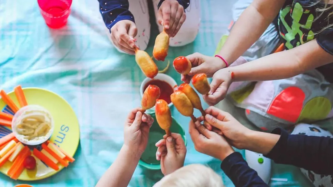 Customer Success - Howler Hotdogs