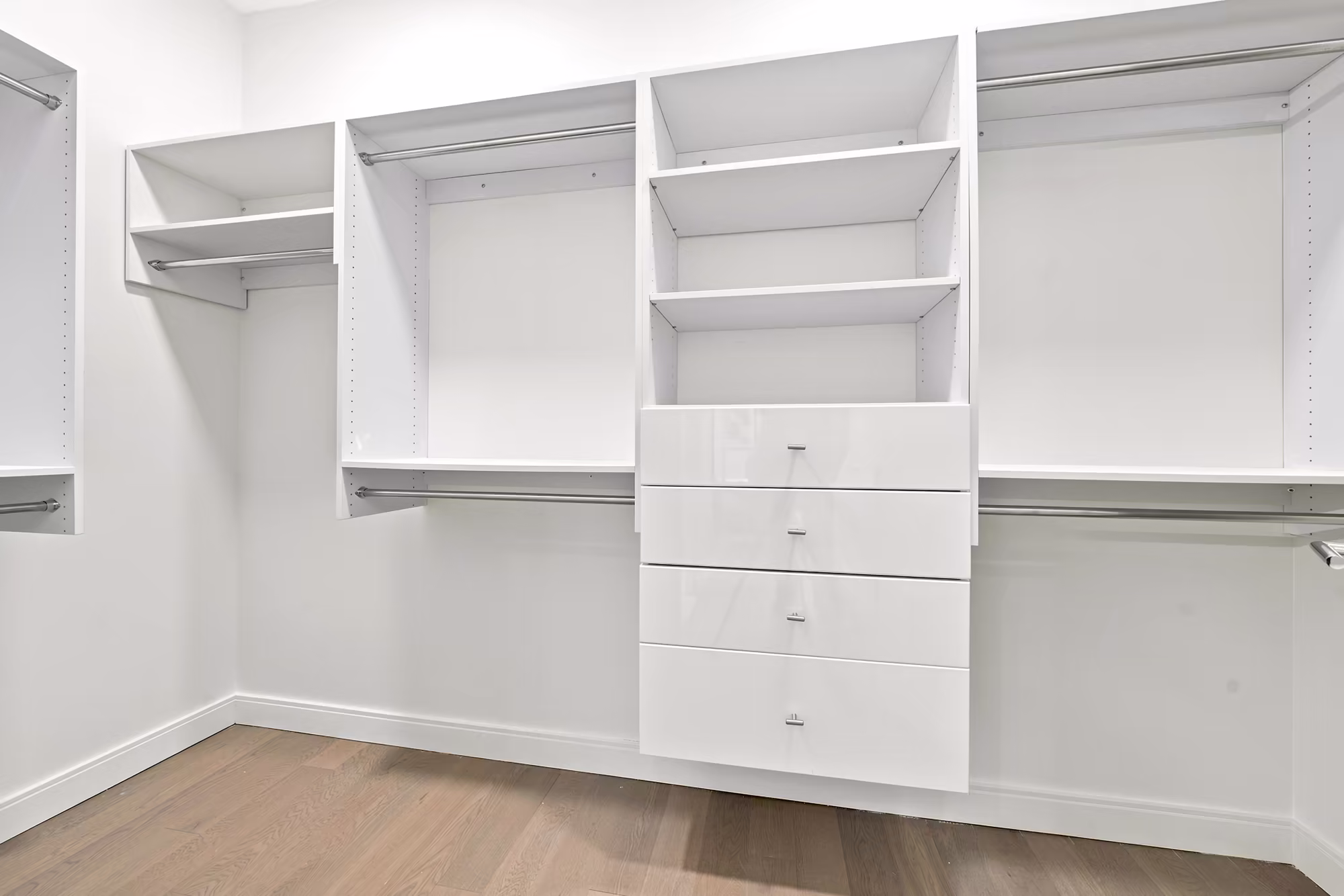 Walk in closet