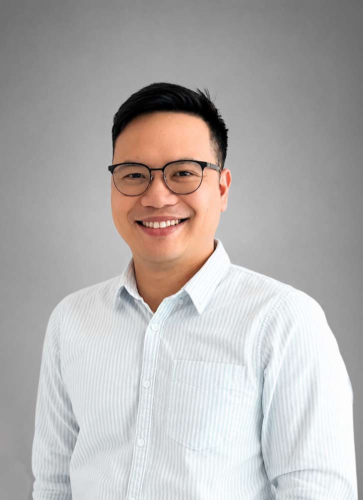 chief operating officer specialized in restaurants and hospitality industry