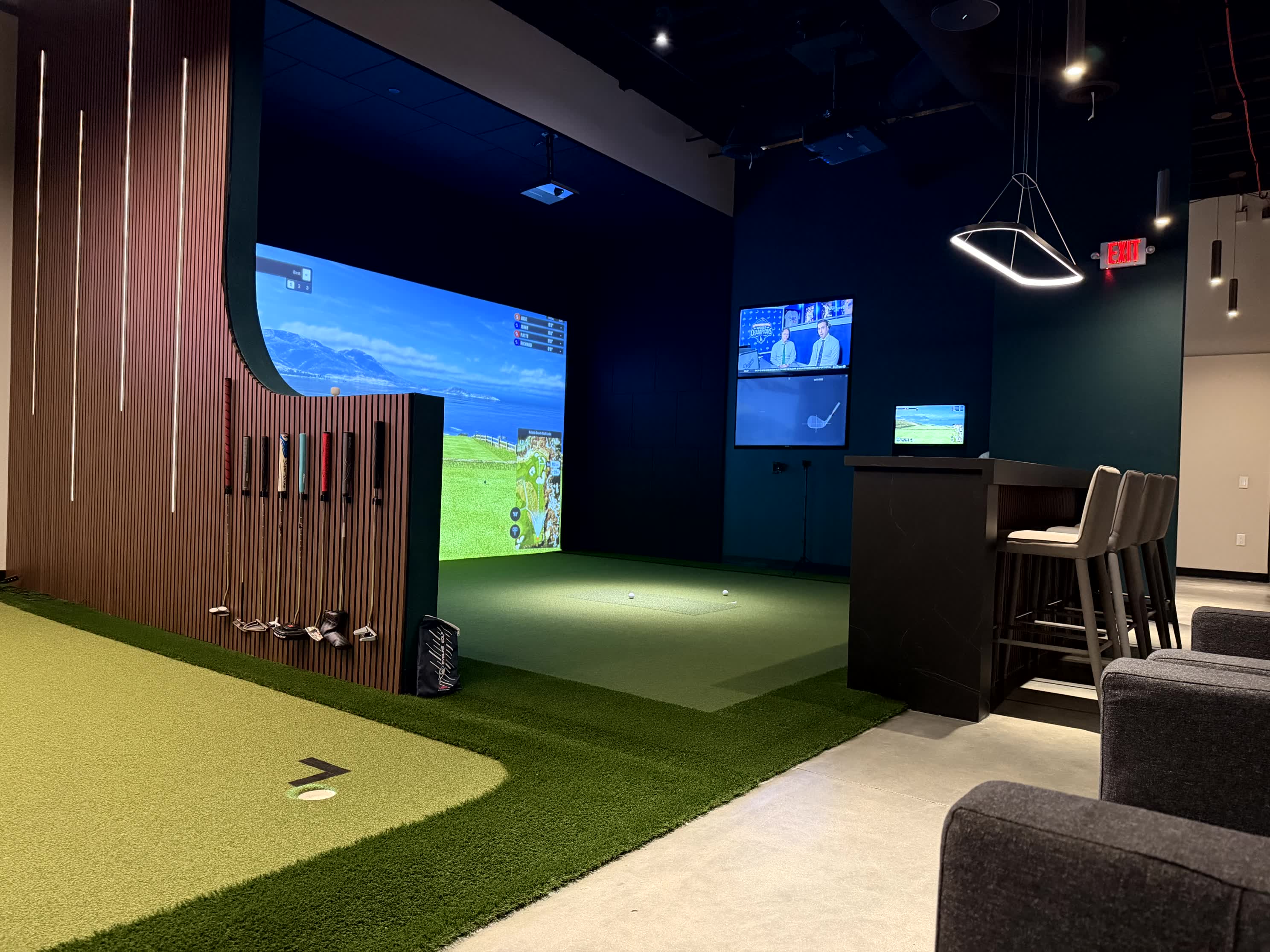 PuttView green at Swing Studios