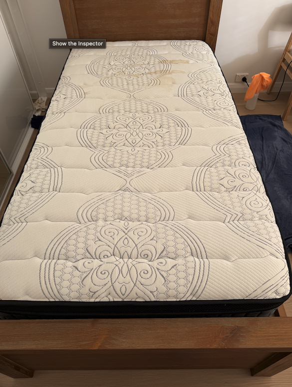 Professional mattress cleaning in a Sydney home