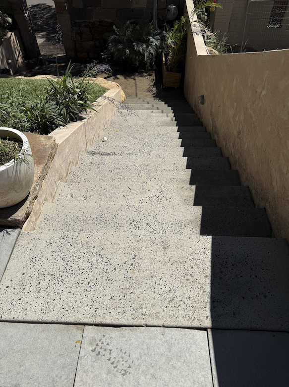 Before and after exterior pressure cleaning result in Sydney