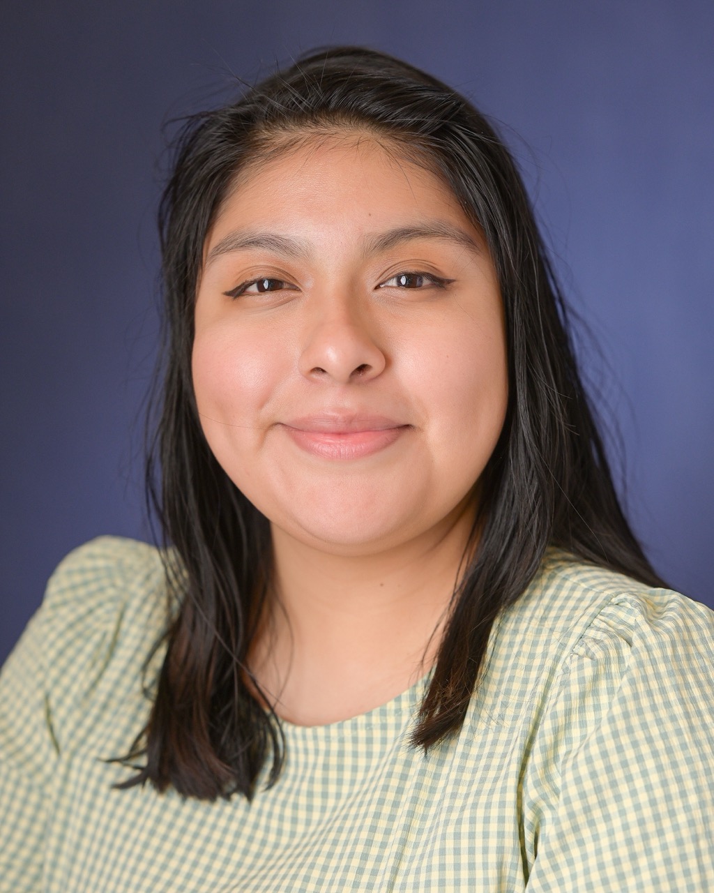 Headshot - Isabel Tepoz-Robles