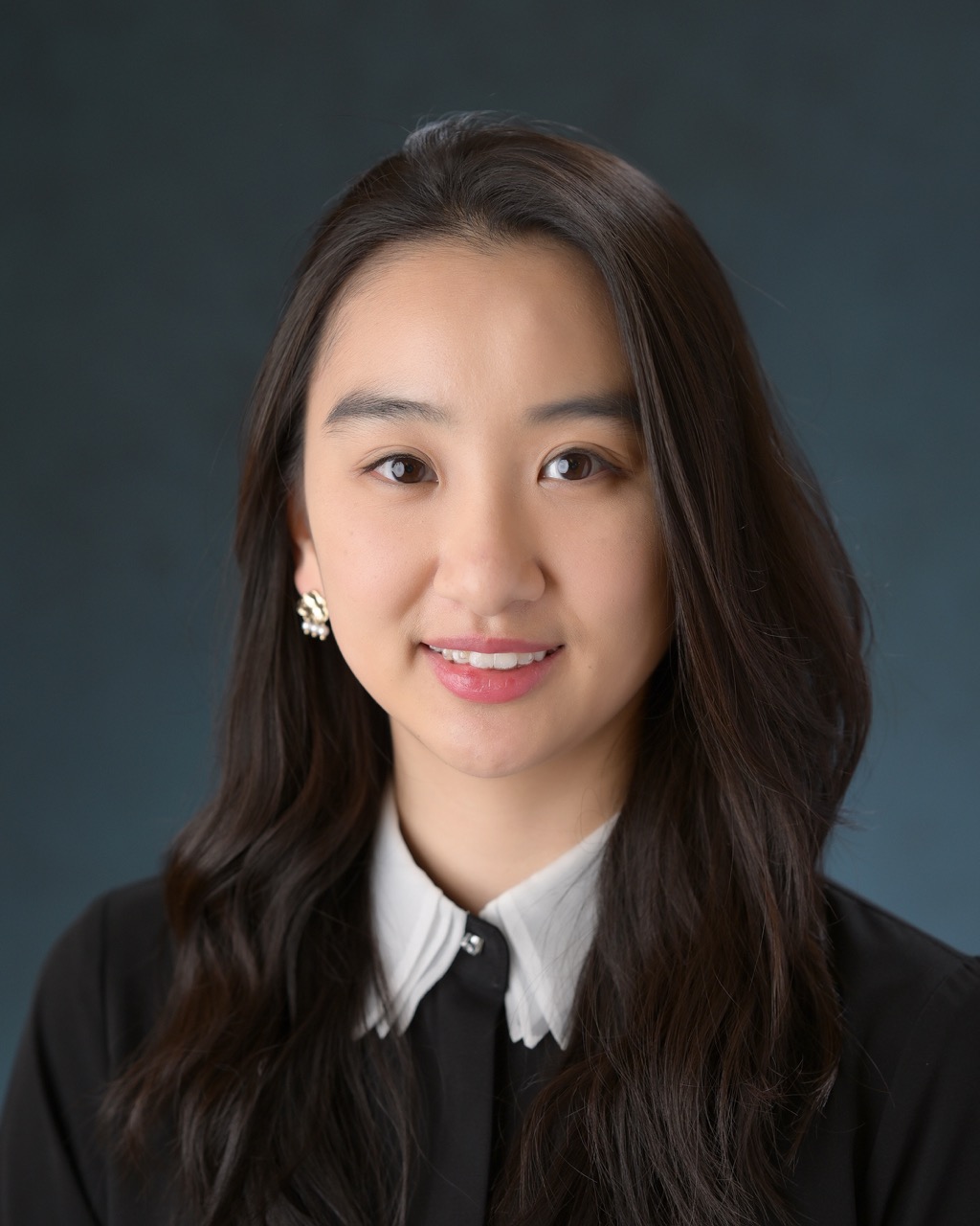 Headshot - Qingyan Yu
