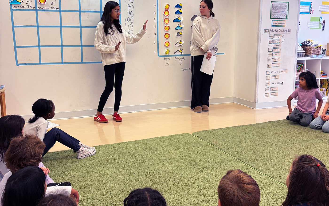 Student Government representatives discuss Spirit Week initiatives with Elementary students