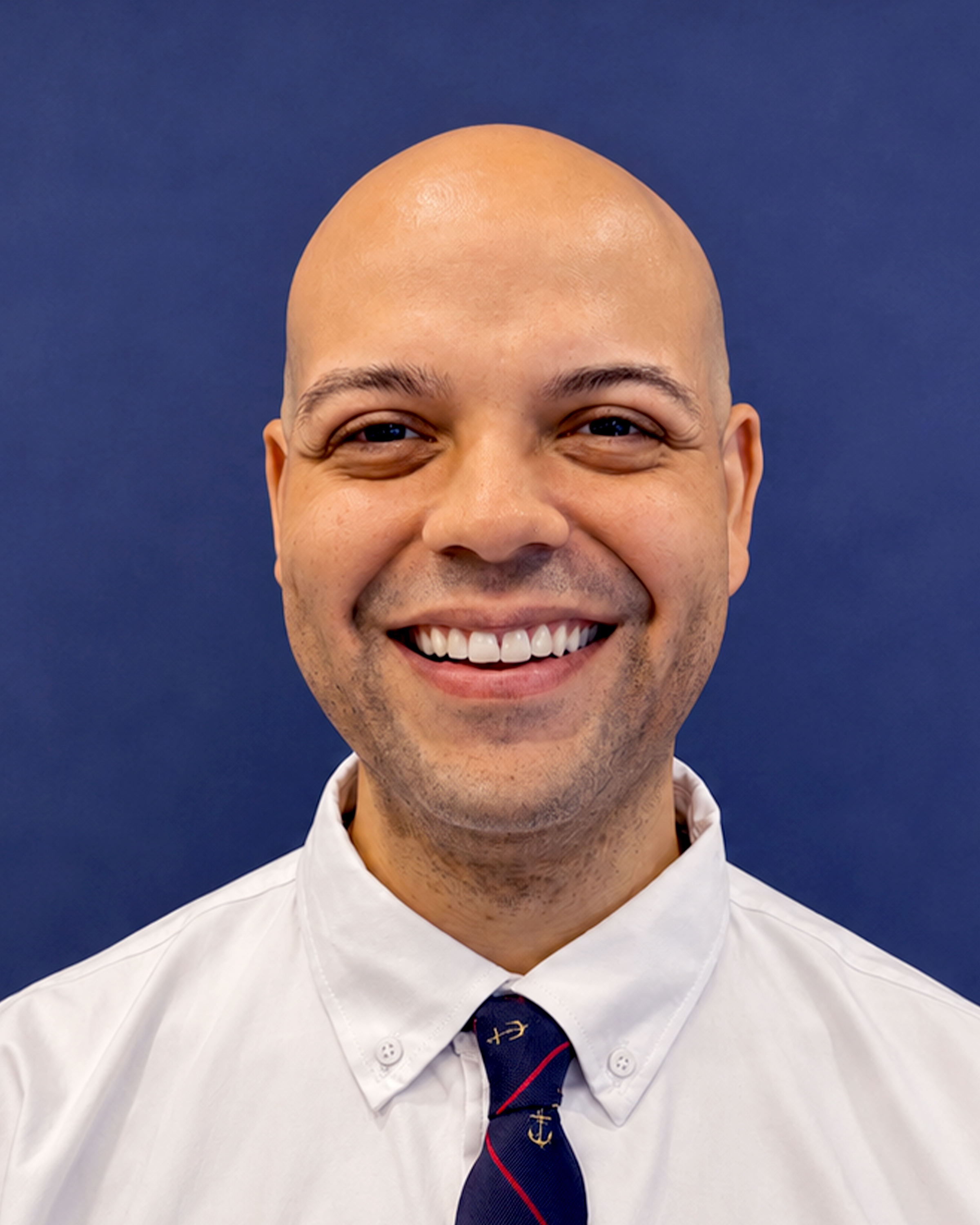 Headshot - Carlos Li-Burse