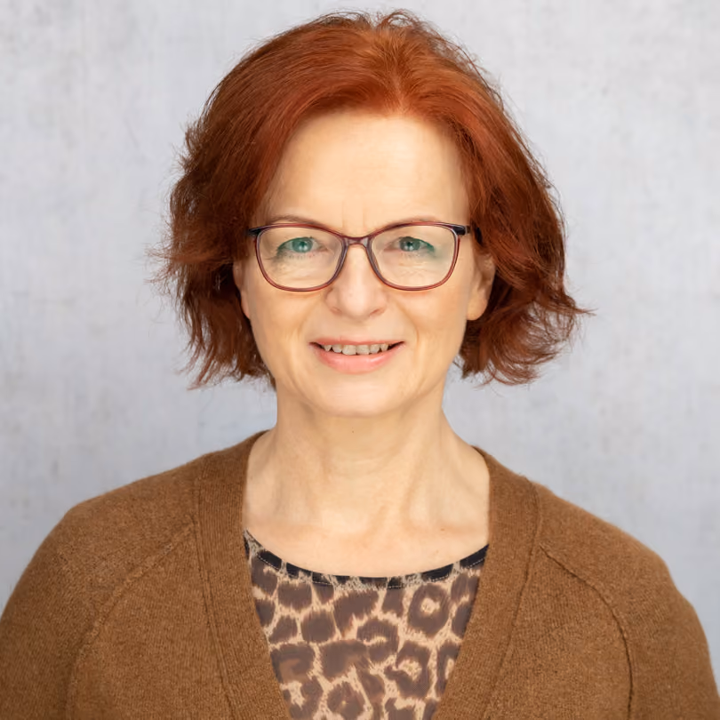 Portrait von Tina Maier, Modeberatung Herren bei GARHAMMER