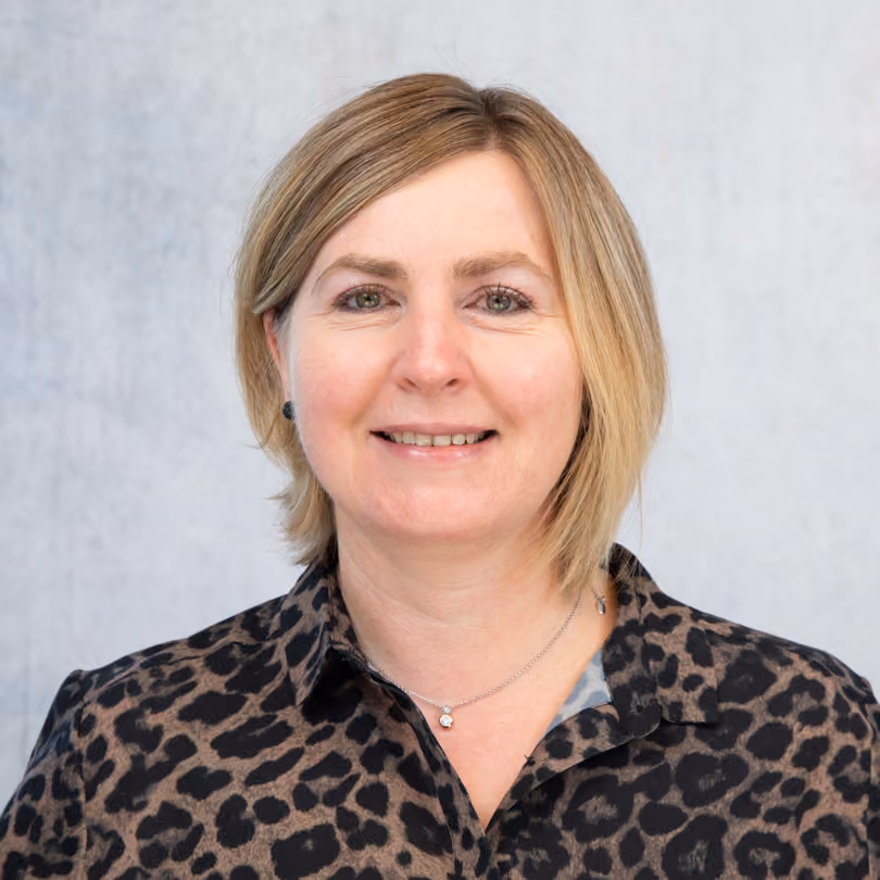 Portrait von Susanne Asen, Modeberatung Herren bei GARHAMMER