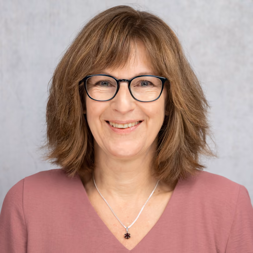 Portrait von Gisela Ernst, Modeberatung Herren bei GARHAMMER