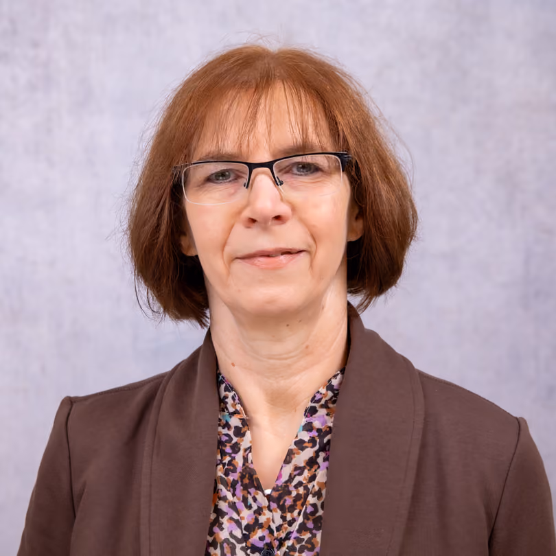 Portrait von Sigrun Bogner, Modeberatung Herren bei GARHAMMER