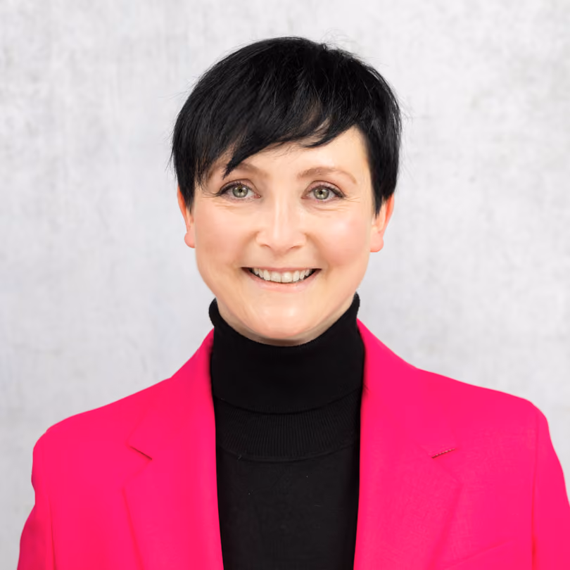 Portrait von Tina Hoffmann, Modeberatung Damen bei GARHAMMER