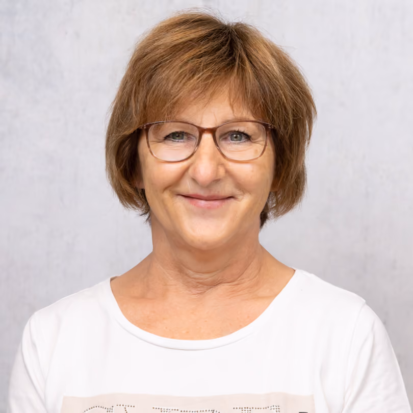 Portrait von Jutta Sicklinger, Modeberatung Damen bei GARHAMMER