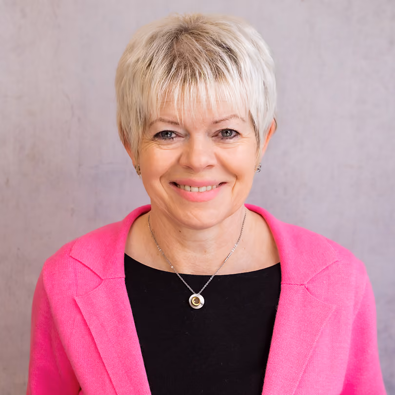Portrait von Marianne Seibold, Modeberatung Damen bei GARHAMMER