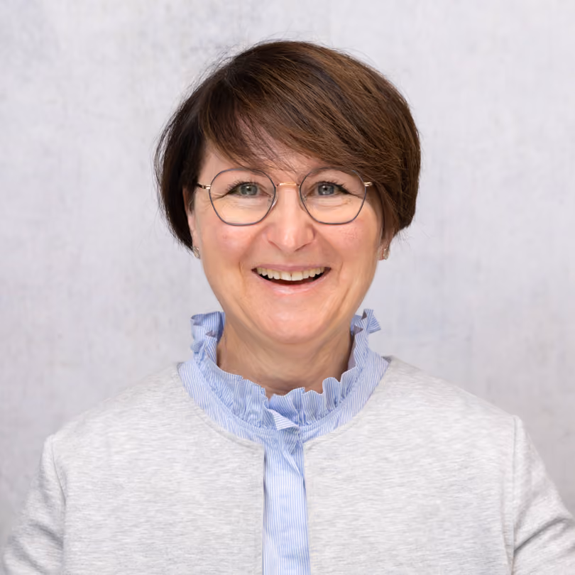 Portrait von Petra Meisinger, Abteilungsleitung Visuelles Marketing/Dekoration bei GARHAMMER