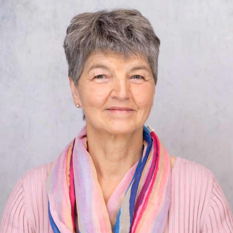 Portrait von Monika Küblbeck, Mitarbeiterin Logistik bei GARHAMMER