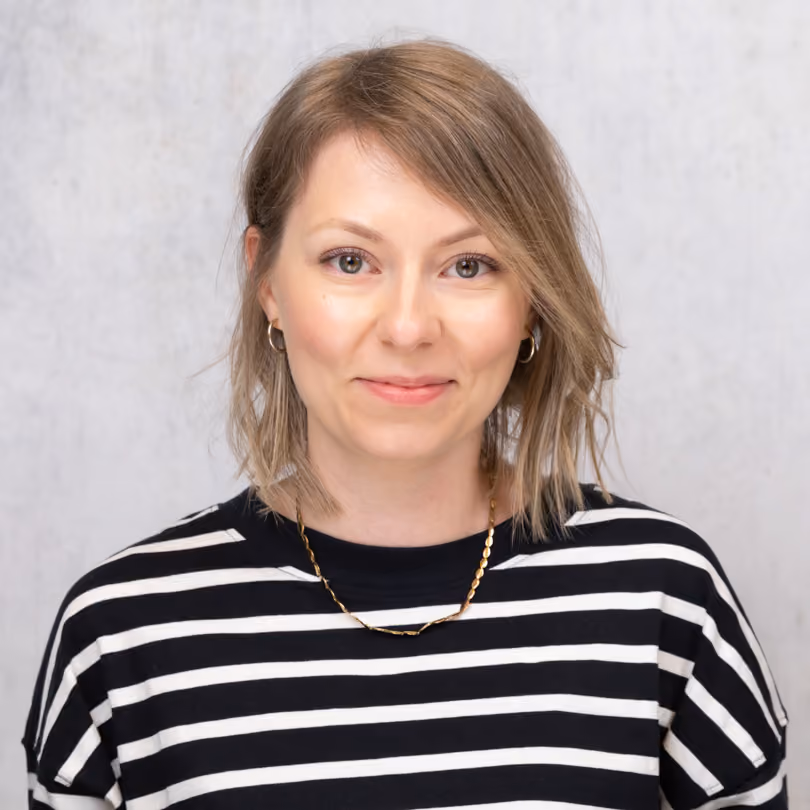 Portrait von Franziska Peter, Mitarbeiterin Visuelles Marketing/Dekoration bei GARHAMMER