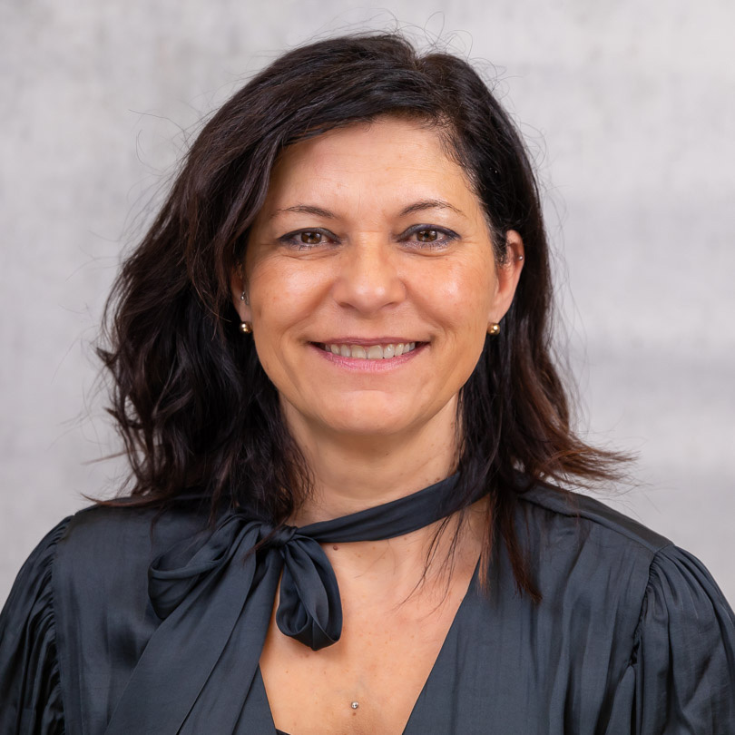 Portrait von Sandra Backmund-Blendel, Mitarbeiterin in der Verwaltung bei GARHAMMER