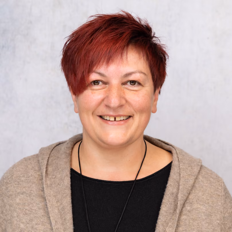 Portrait von Tanja Waschinger, Leitung Kasse/Packtisch bei GARHAMMER