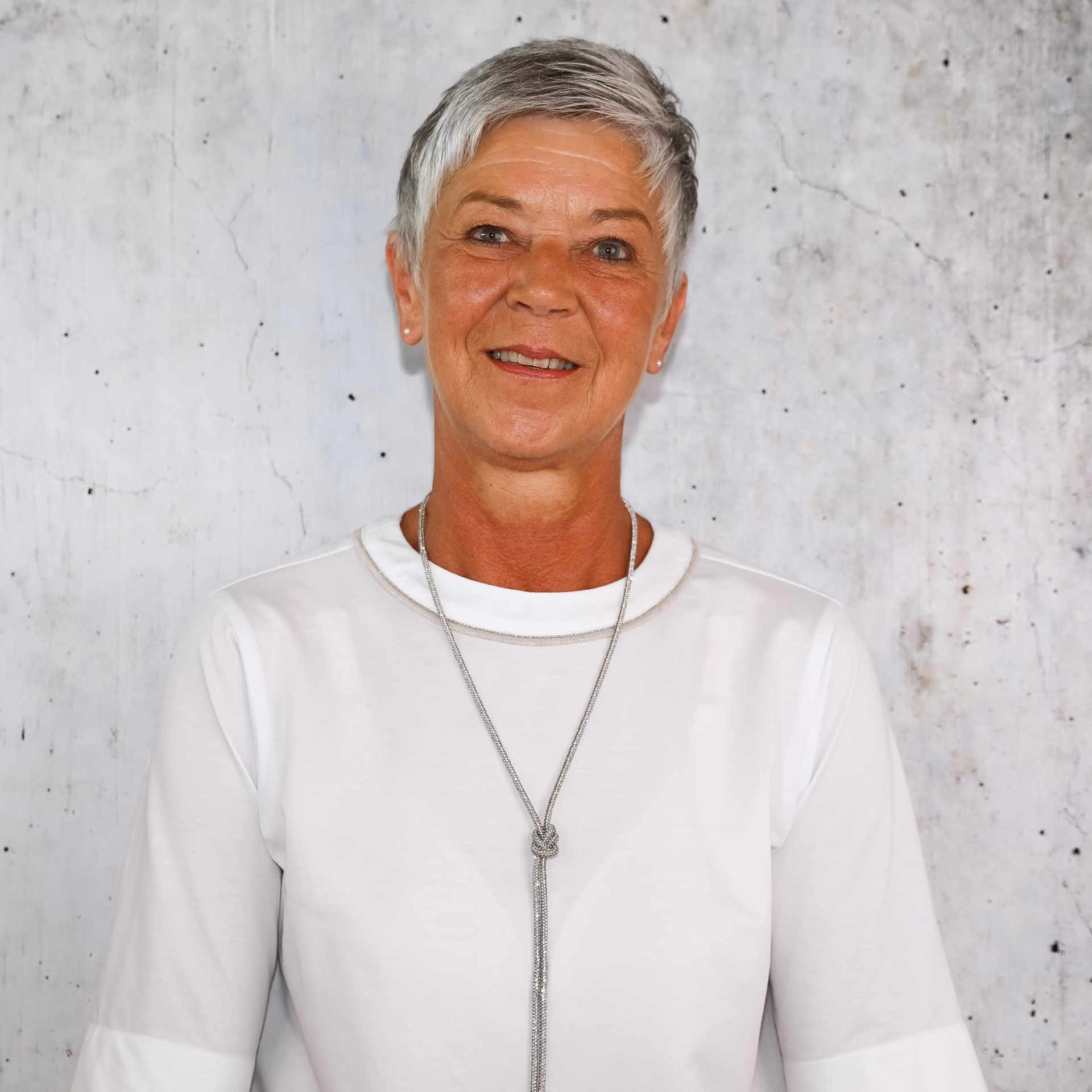 Portrait von Renate Dichtl, Modeberaterin Damen bei GARHAMMER