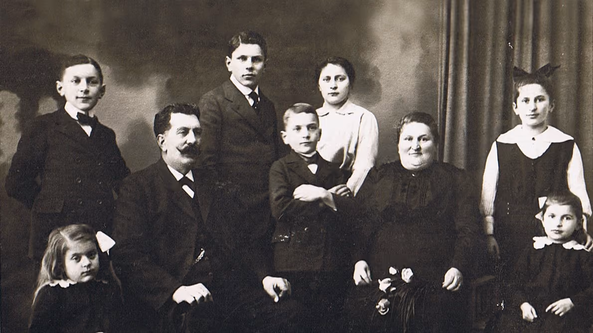 Familienfoto der Gründerfamilie Garhammer um 1896