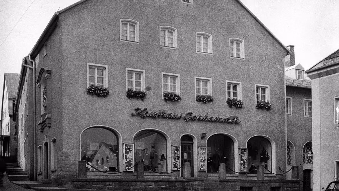 Das wiederaufgebaute Kaufhaus GARHAMMER nach der Neueröffnung 1949