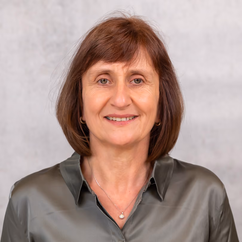 Portrait von Angela Pongratz, Modeberaterin Kinder bei GARHAMMER