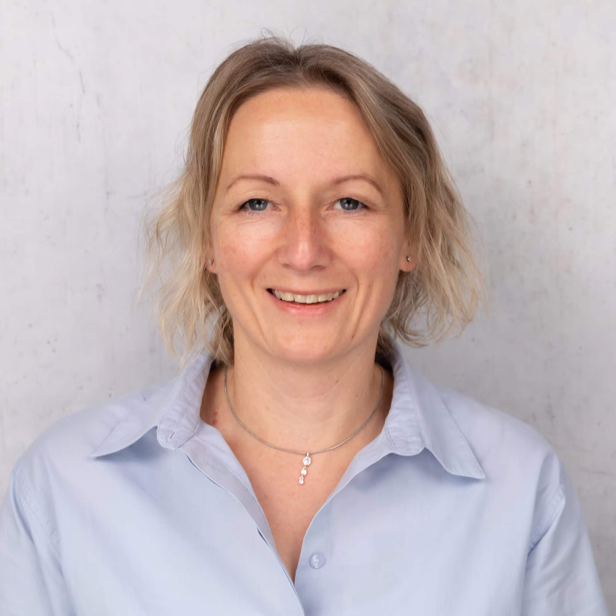 Portrait von Monika Kohl, Modeberaterin KAOS/Young Fashion bei GARHAMMER