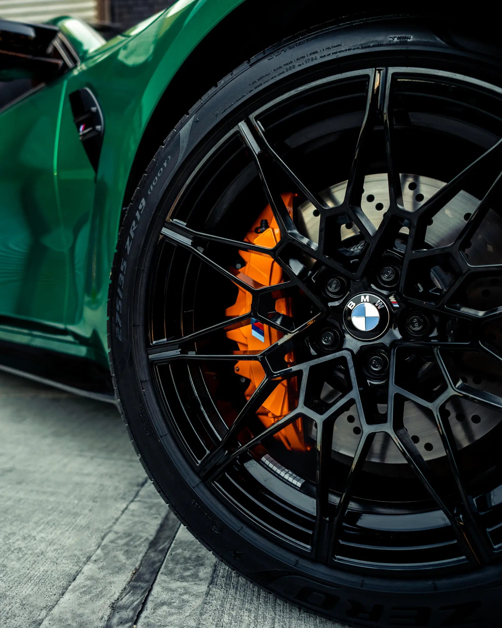 Powder coated wheels finished in gloss black
