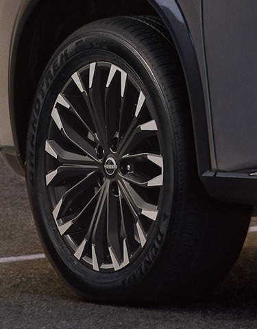 Nissan wheel well