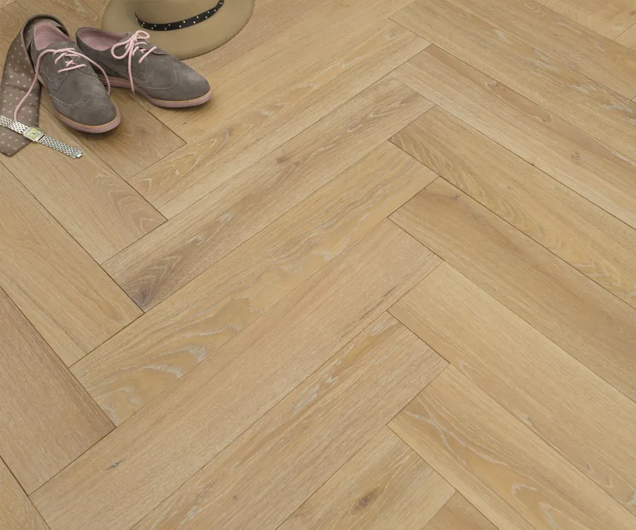 Artisano Carmel Parquet installed room scene.