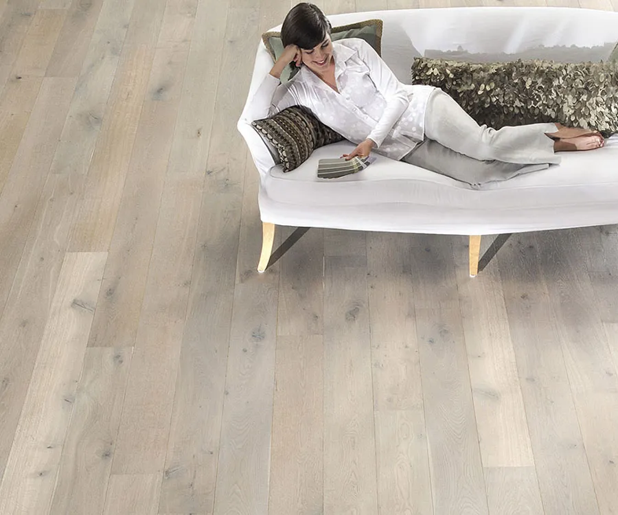 Palladio Driftwood French White Oak installed room scene.