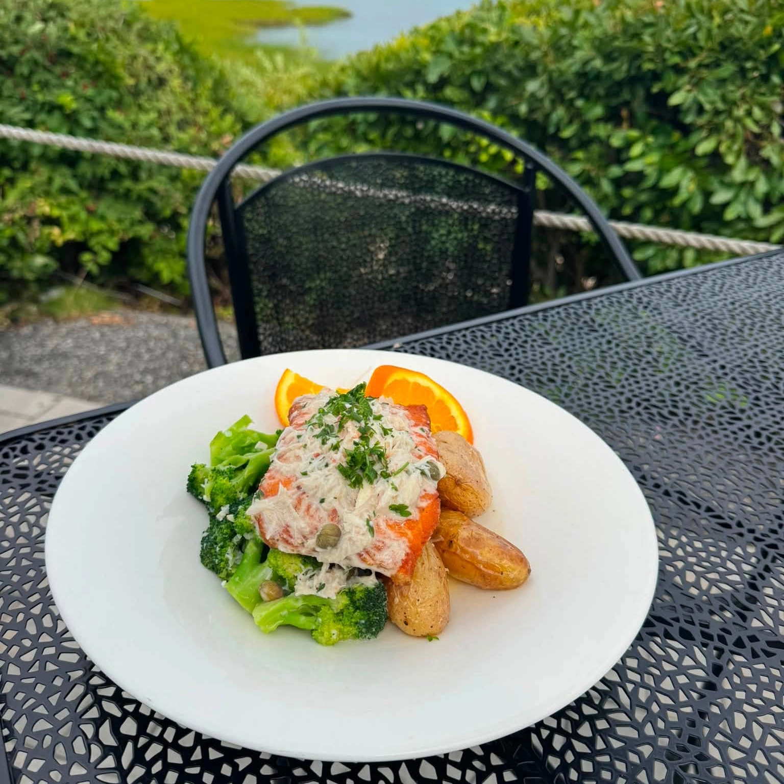 Hobbs Harborside seafood restaurant on Wells Harbor