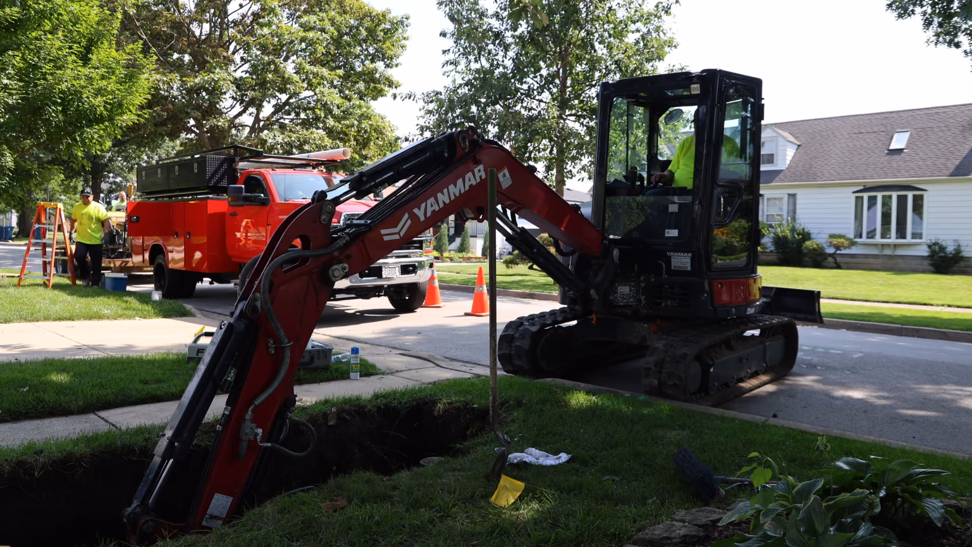 russ-plumbing-with-mini-excavator-in-elmhurst