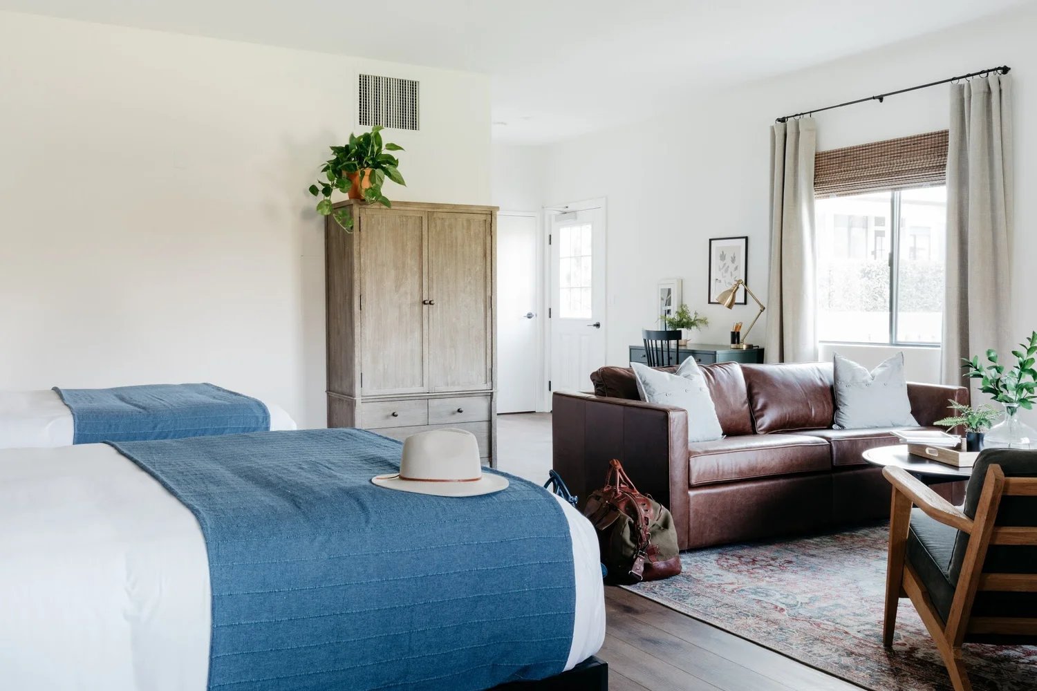 Double occupancy room, one bed, at The Oaks