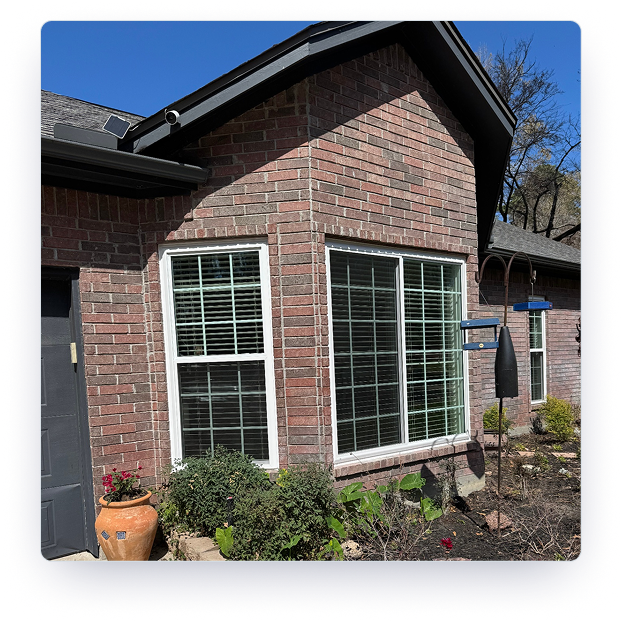 Paragon craftsman installing a replacement window
