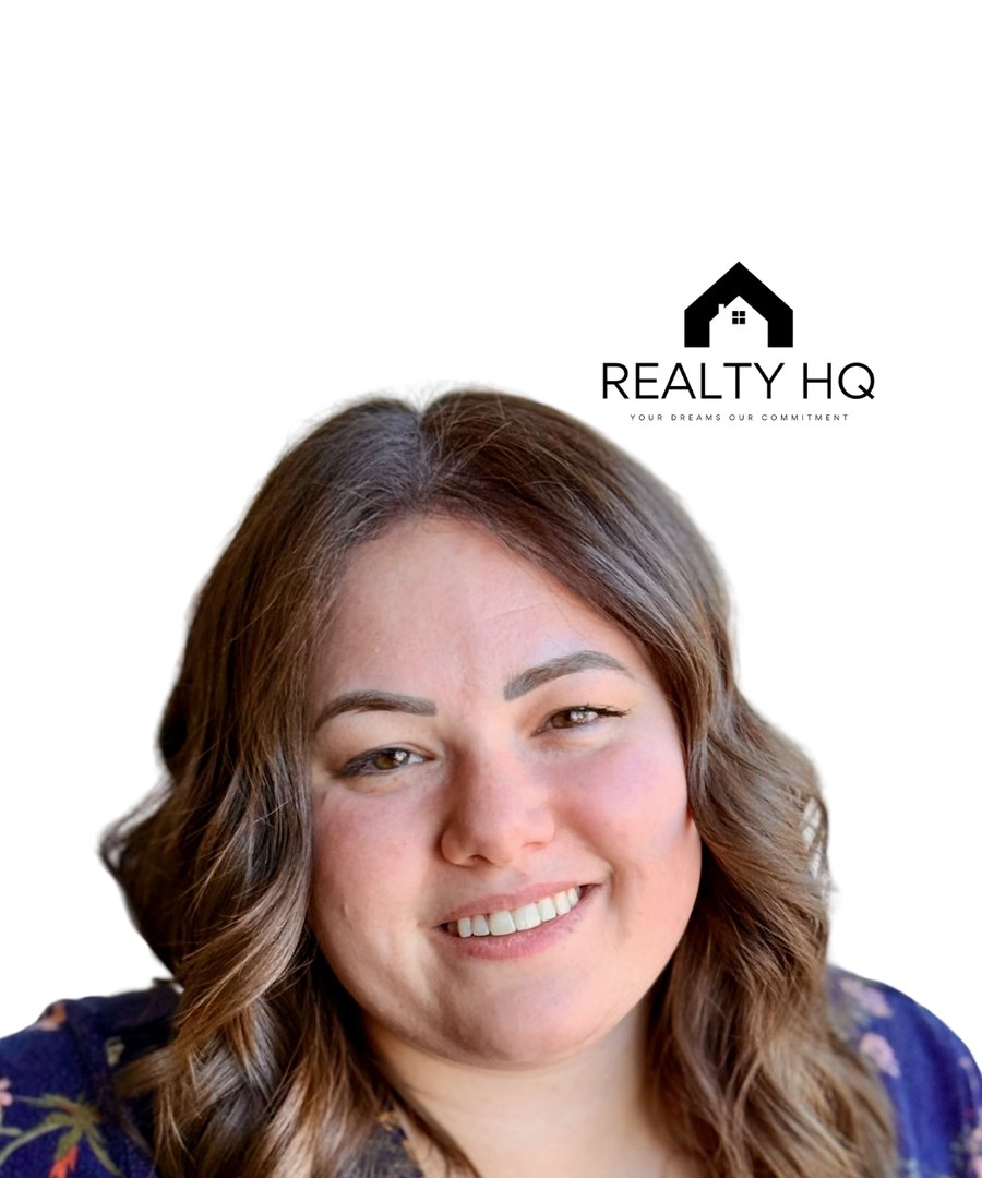 Symantha Mascaro, Accounting Clerk at Realty HQ