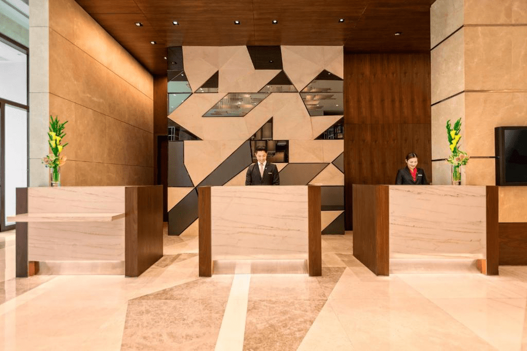 reception di hotel in franchising
