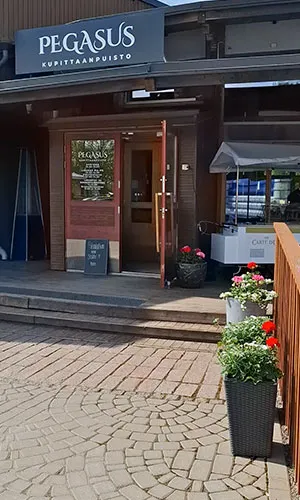 Pegasus Kupittaanpuiston sisäänkäynti Turussa
