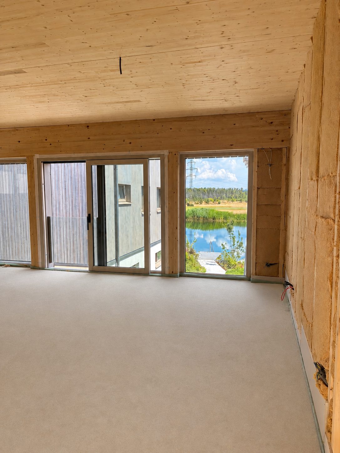 Innenraum der Suite 4 mit Seeblick