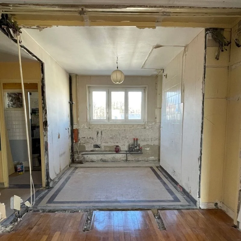 Travaux de gros œuvre avec ouverture de mur avant agencement, chantier So!cozi