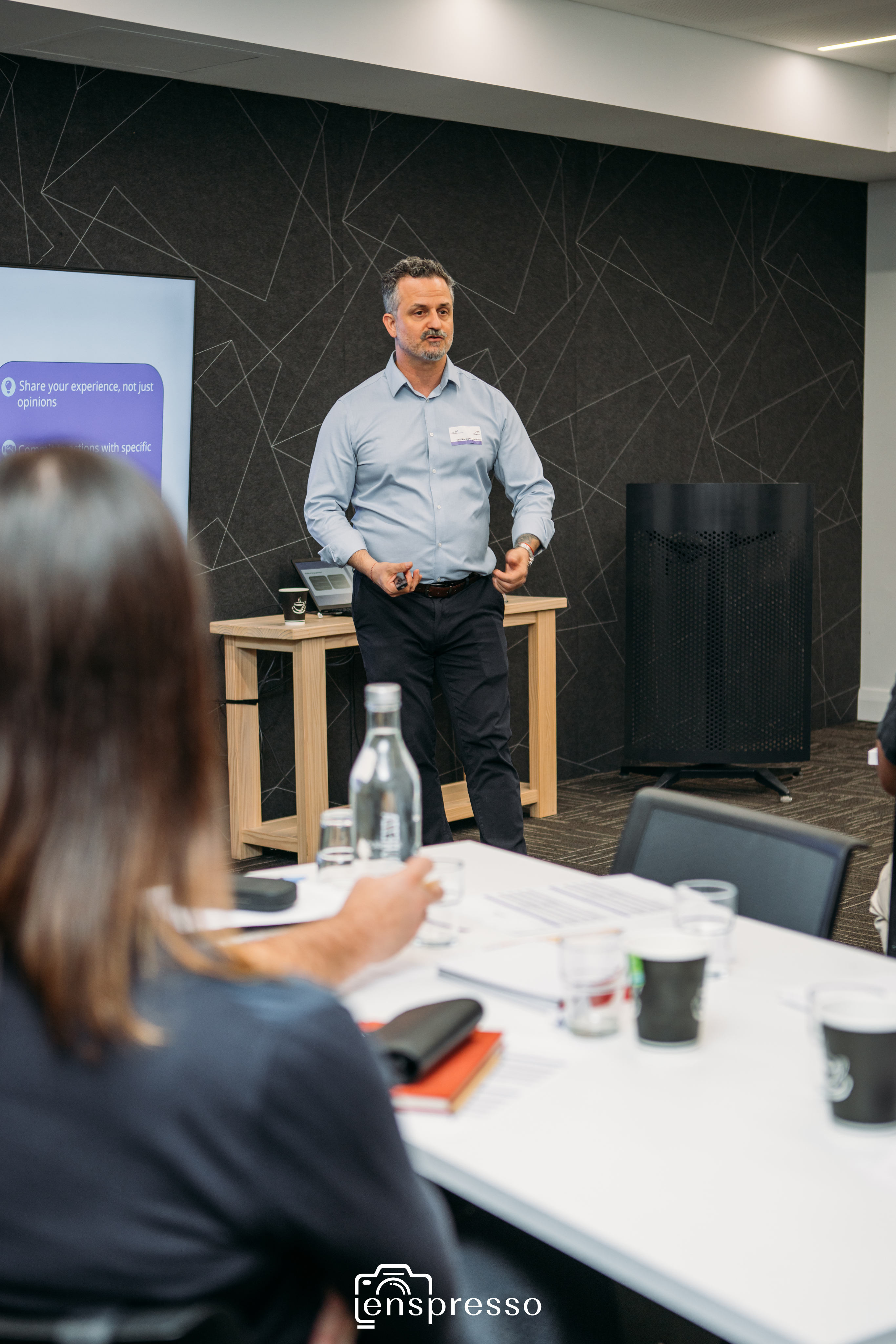 Practitioner leading a mastermind session