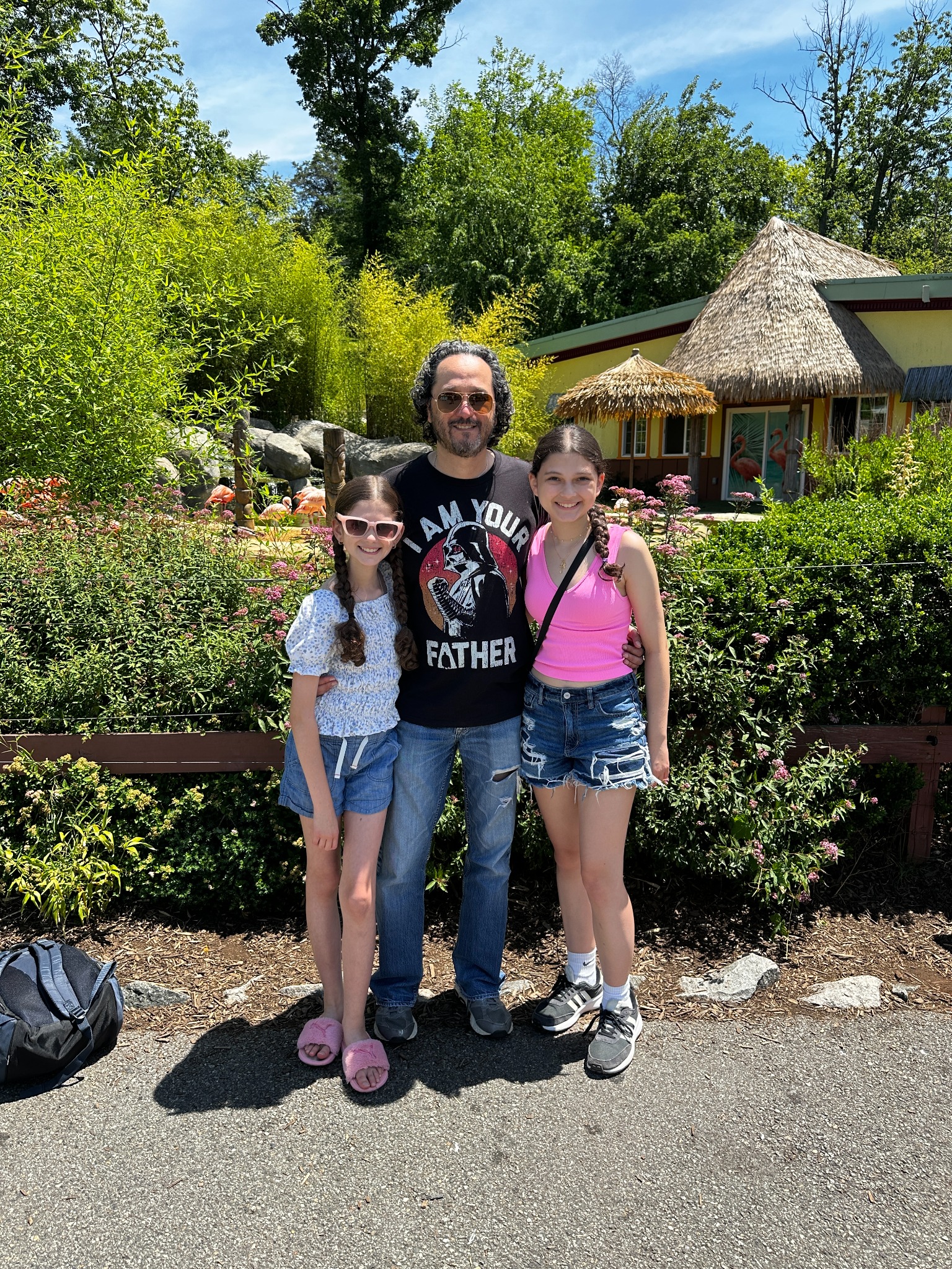 Rick Taborda with his daughters, Isabella and Liliana