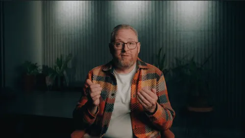 Image of Kit Cox in a video named Turn chaos into calm.