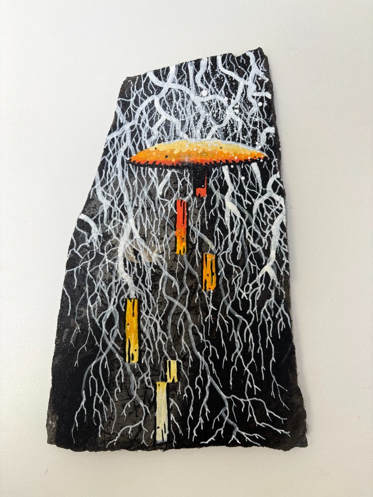 Painted slate plate with mycelium network