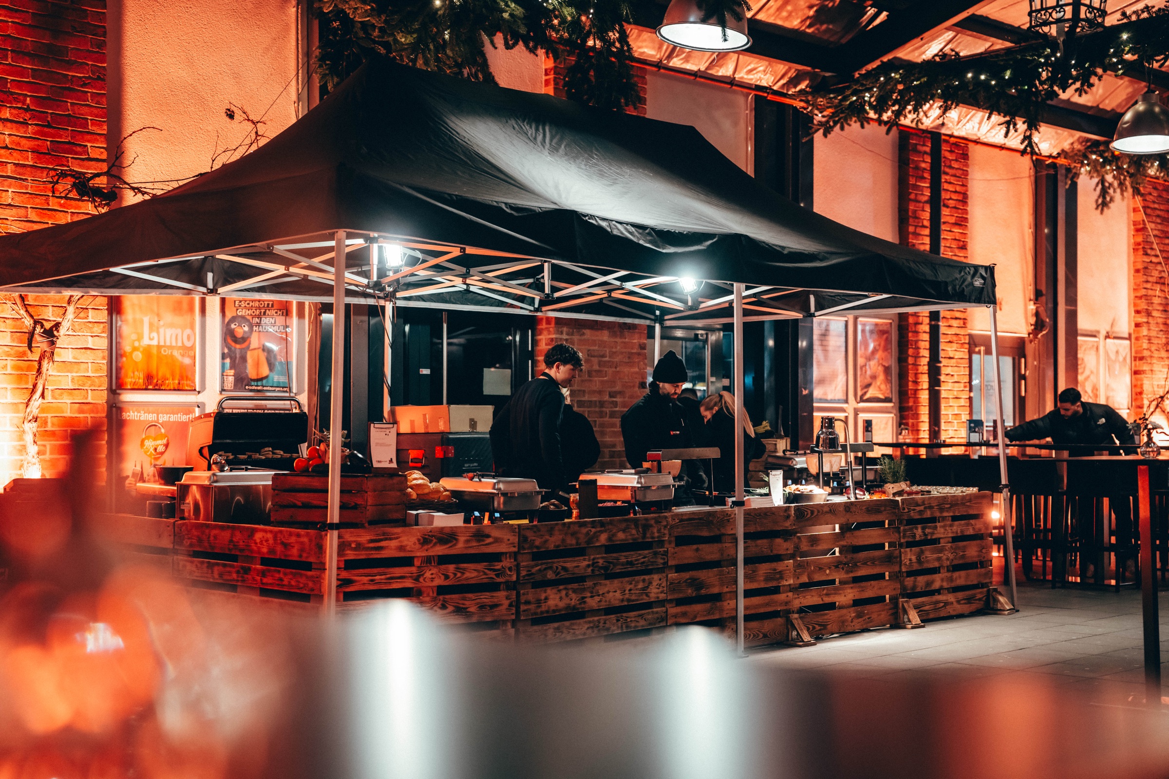 Die Eventküche von STREET-KITCHEN im Einsatz