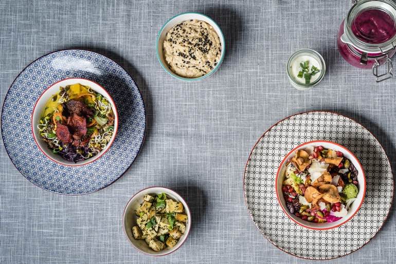 Frische Bowls fürs Office-Catering