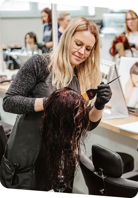 Impression aus dem Colorist-Kurs der Deutschen Friseurakademie