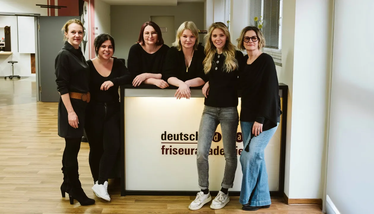 Impression aus der Weiterbildung an der Deutschen Friseurakademie