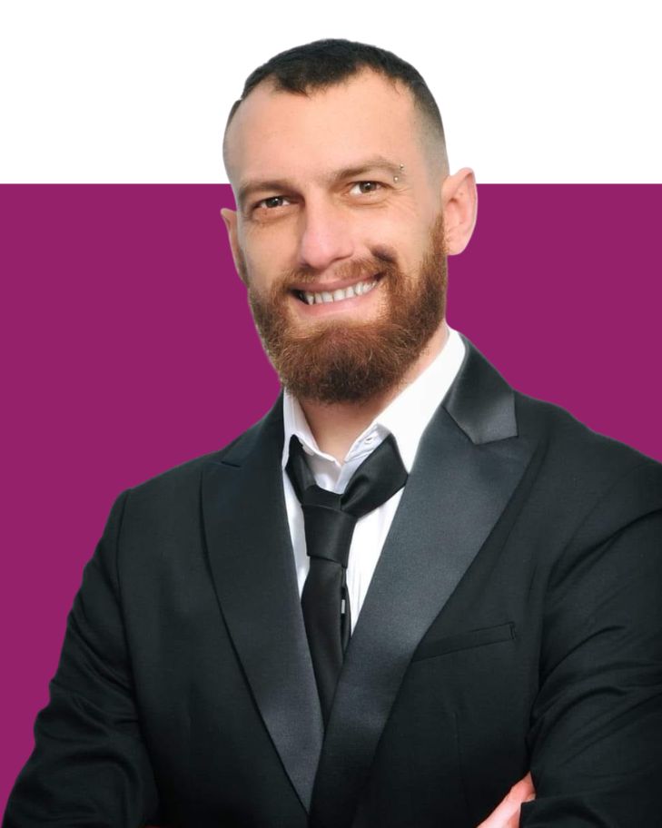 Antonio Pugliese, Dozent für Schnitt & Coloration bei der Deutschen Friseurakademie