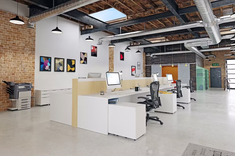 Collaborative open workspace designed to support teamwork and communication